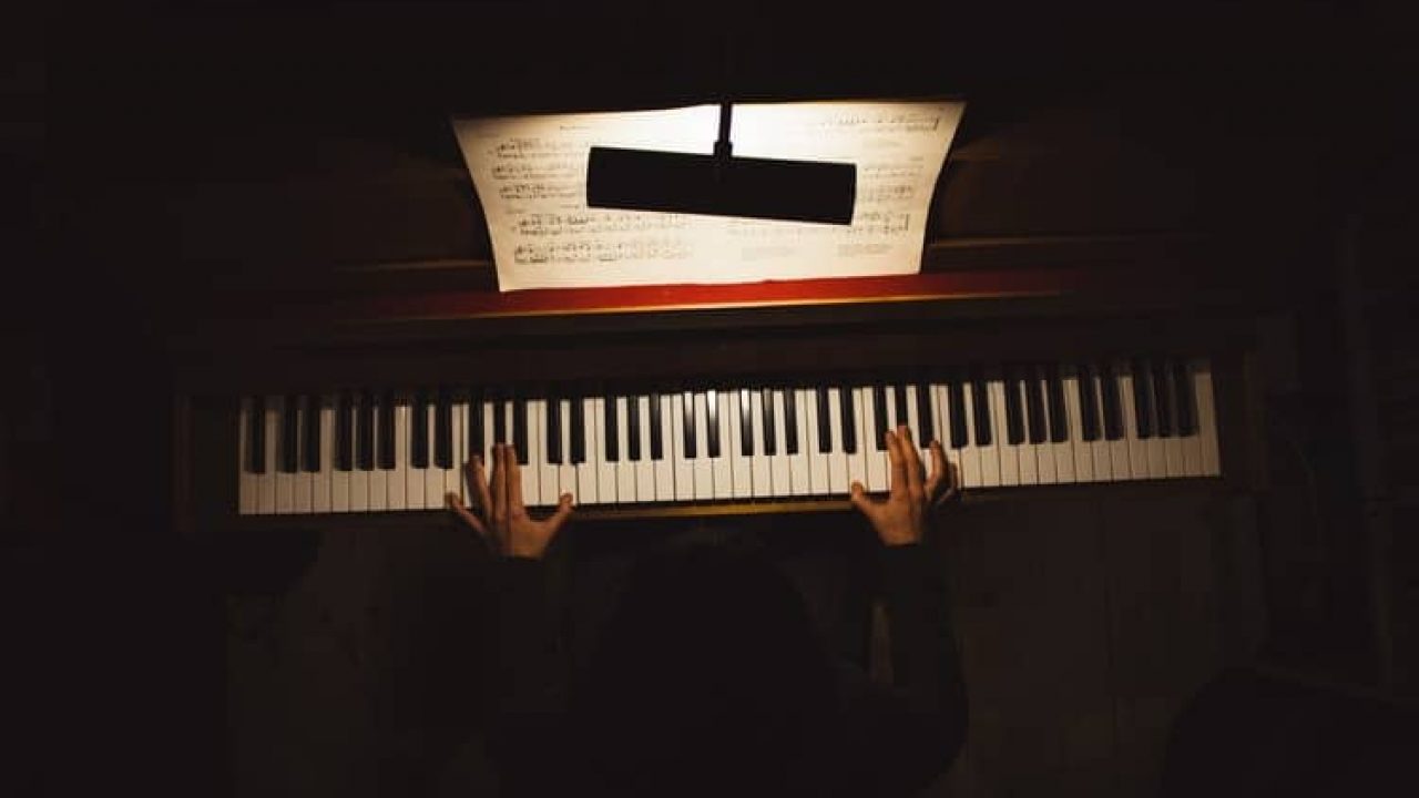 extraño crecer Egipto Los mejores Pianos Digitales para Principiantes 2021 - Reseñas